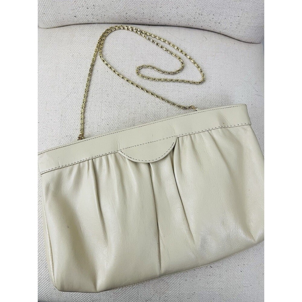 Andé Vintage Ivory Leather Pleated Clutch Handbag Gold Chain Shoulder Bag Purse